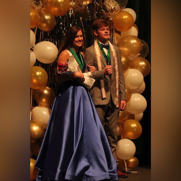 Custom made gorgeous worn once pageant or prom dress - Picture 3 of 4